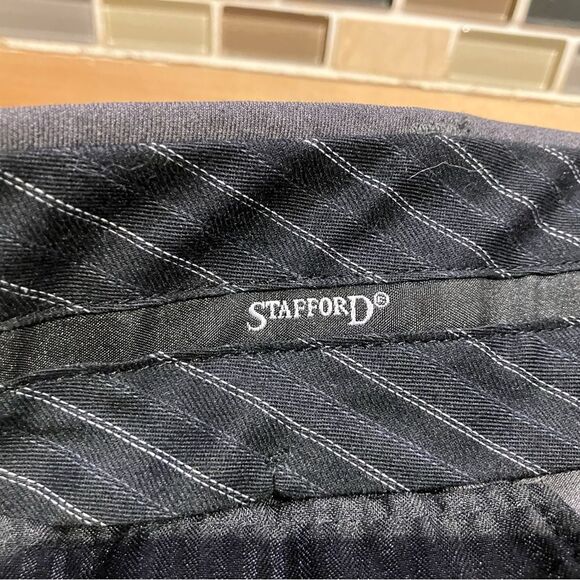 Men’s Stafford, dress pants, gray, 38 x 32 - Picture 2 of 3